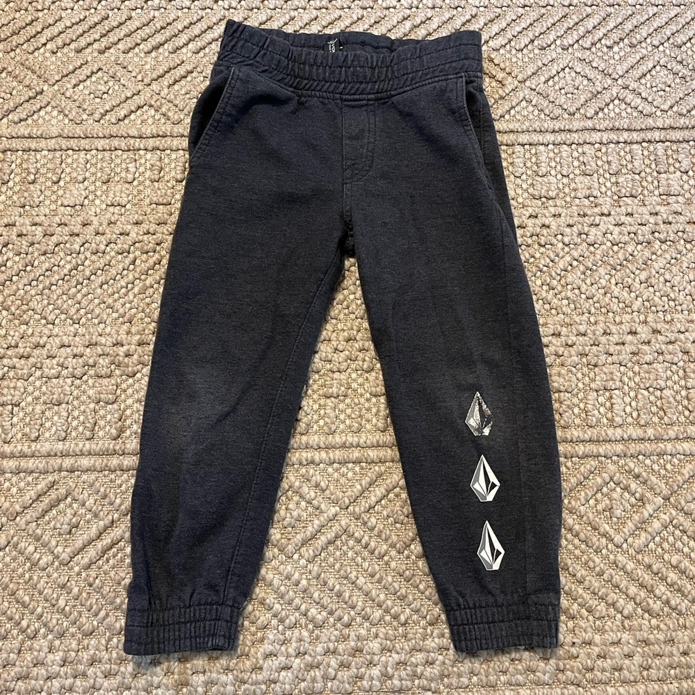 2 pr volcom sweatpants - Picture 4 of 7
